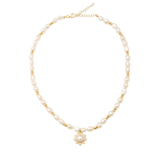 Pearl flower necklace by Carousel Jewels
